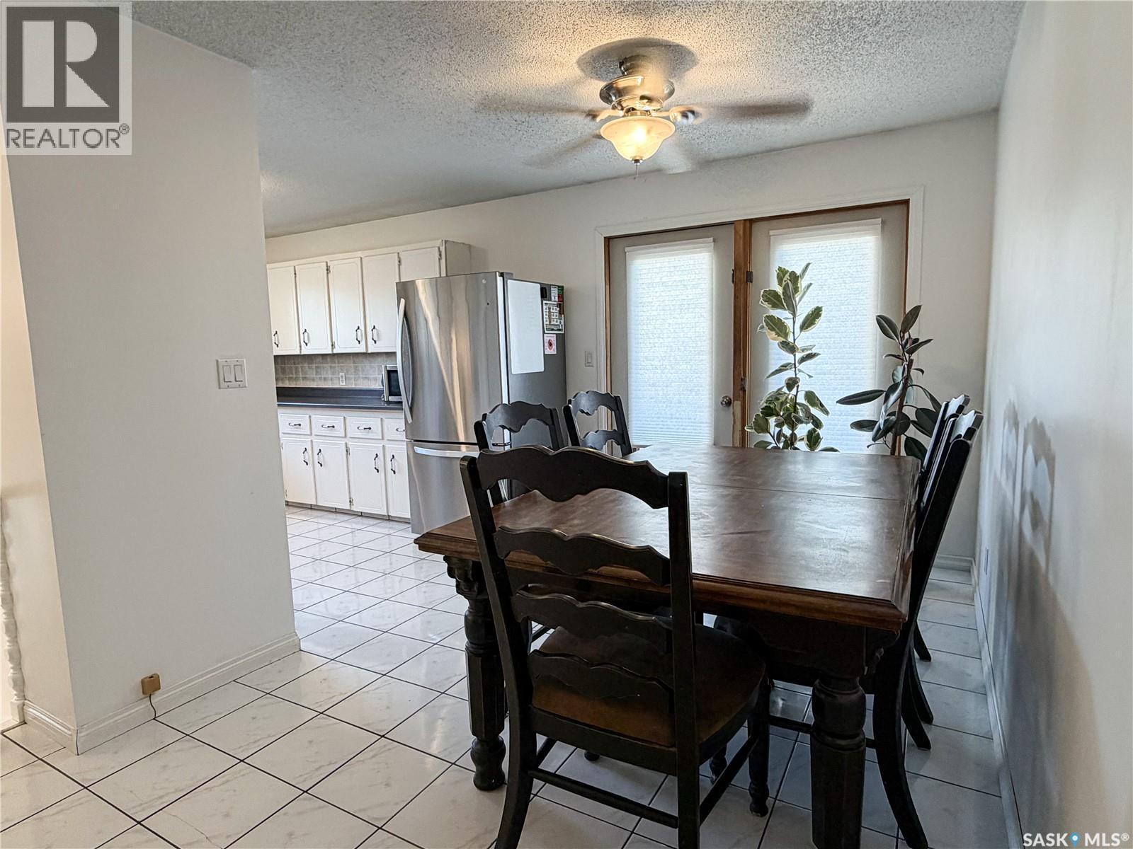 10 Evans Place, Meadow Lake, SK