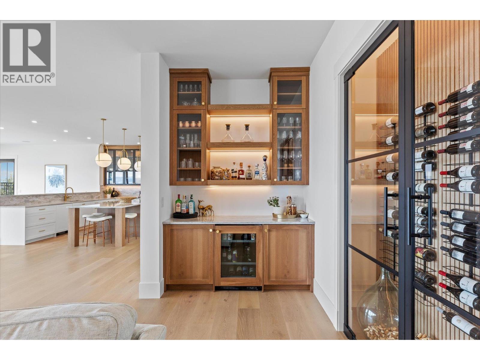 5631 Upper Mission Court, Kelowna, BC