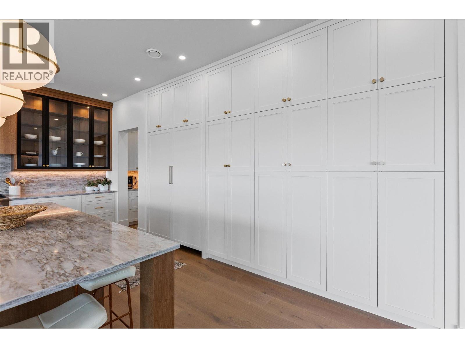 5631 Upper Mission Court, Kelowna, BC