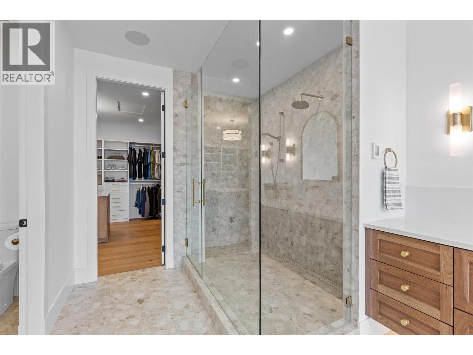 5631 Upper Mission Court, Kelowna, BC