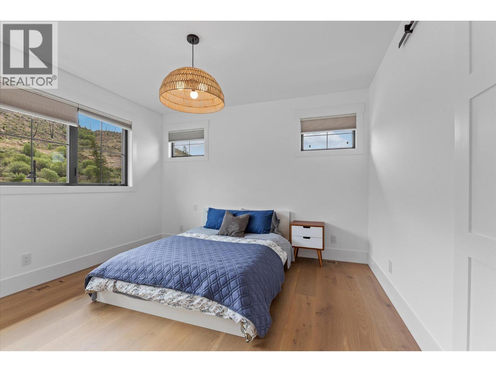 5631 Upper Mission Court, Kelowna, BC