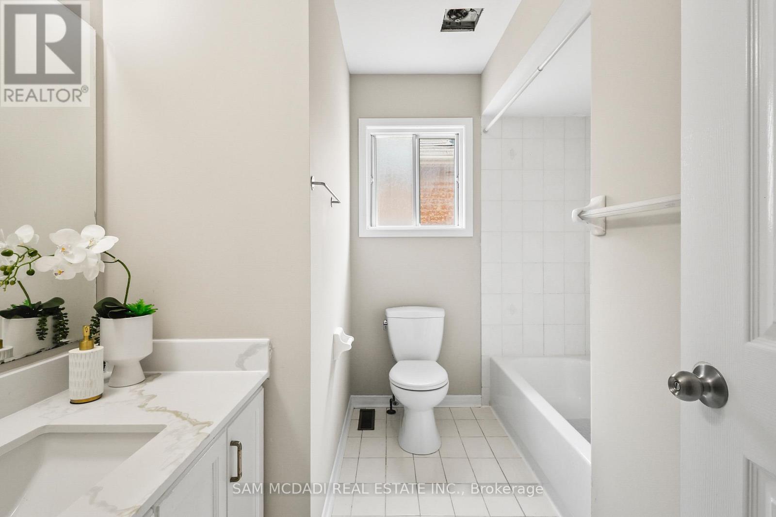 3847 Densbury Drive, Mississauga, ON