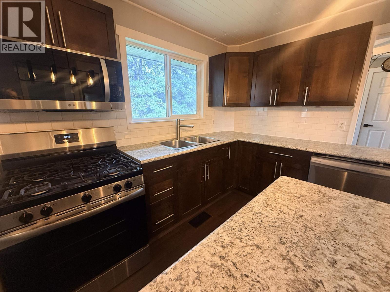 9203 104 Avenue, Fort St. John, BC