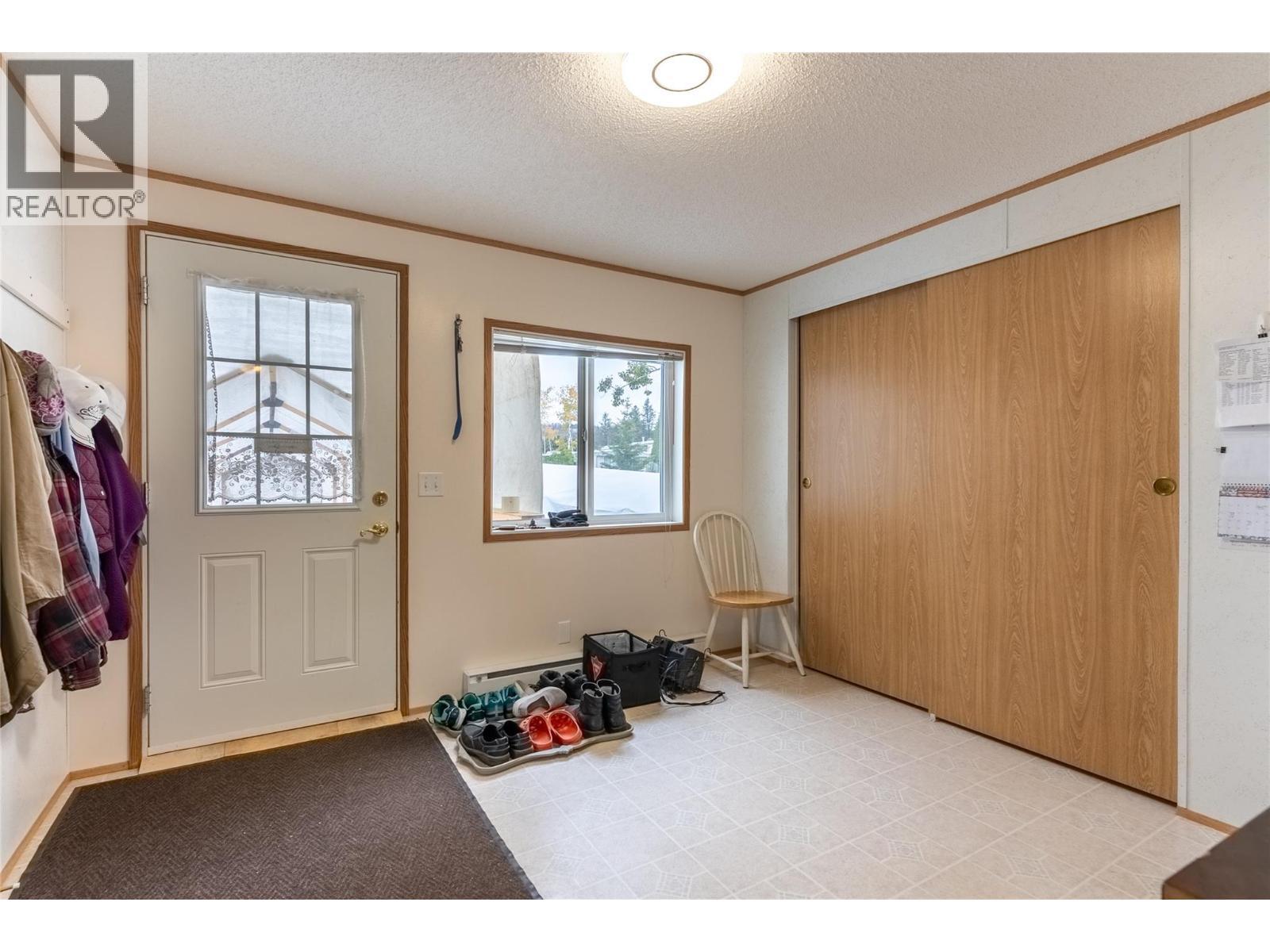 11 Topaz Crescent, Logan Lake, BC