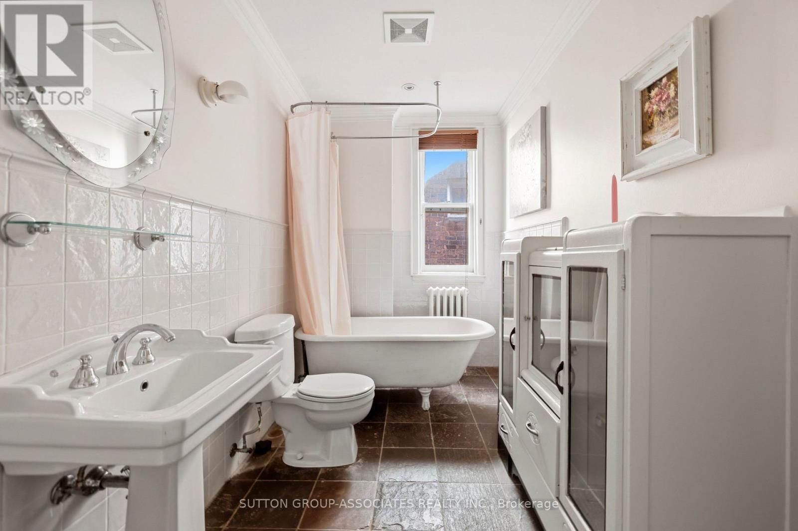 492 Euclid Avenue, Toronto, ON