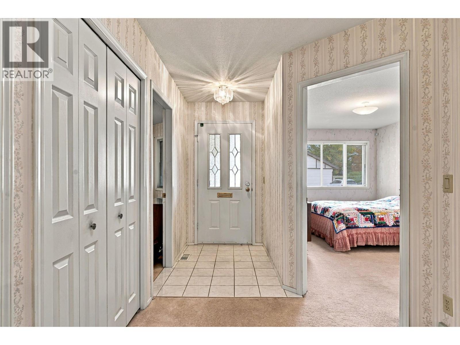 2200 Gordon Drive Unit# 34, Kelowna, BC