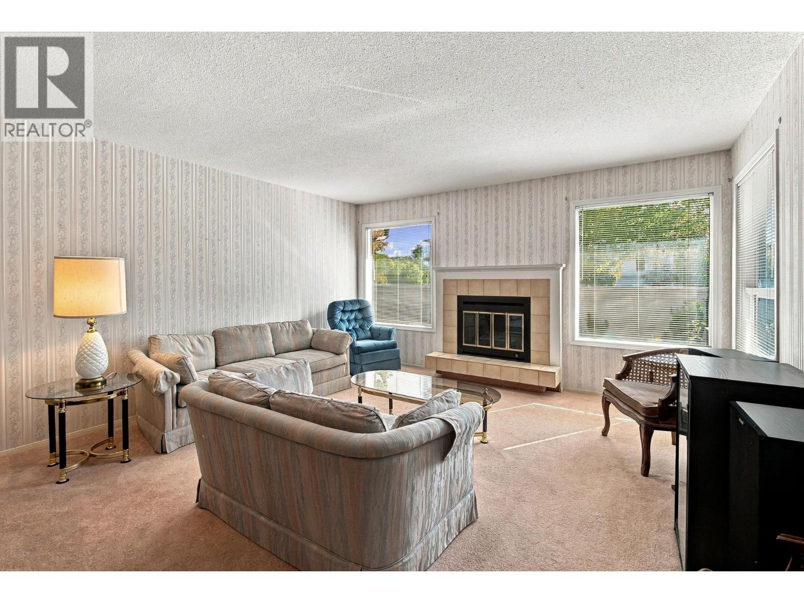 2200 Gordon Drive Unit# 34, Kelowna, BC
