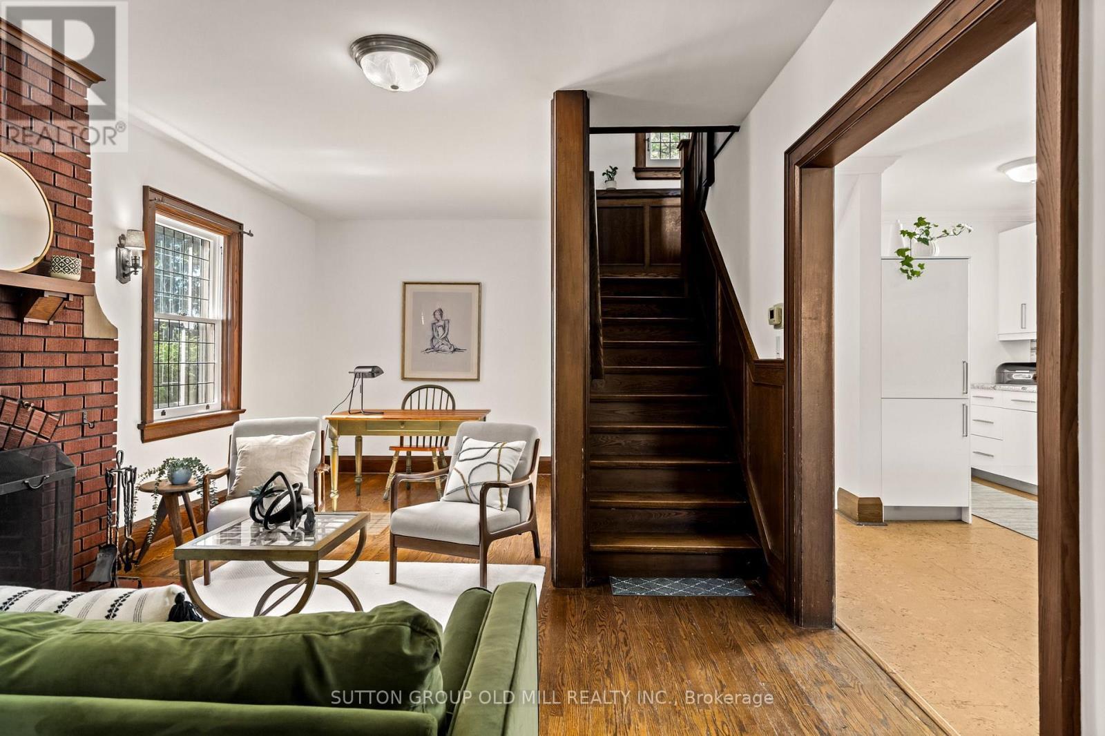 1372 Islington Avenue, Toronto, ON