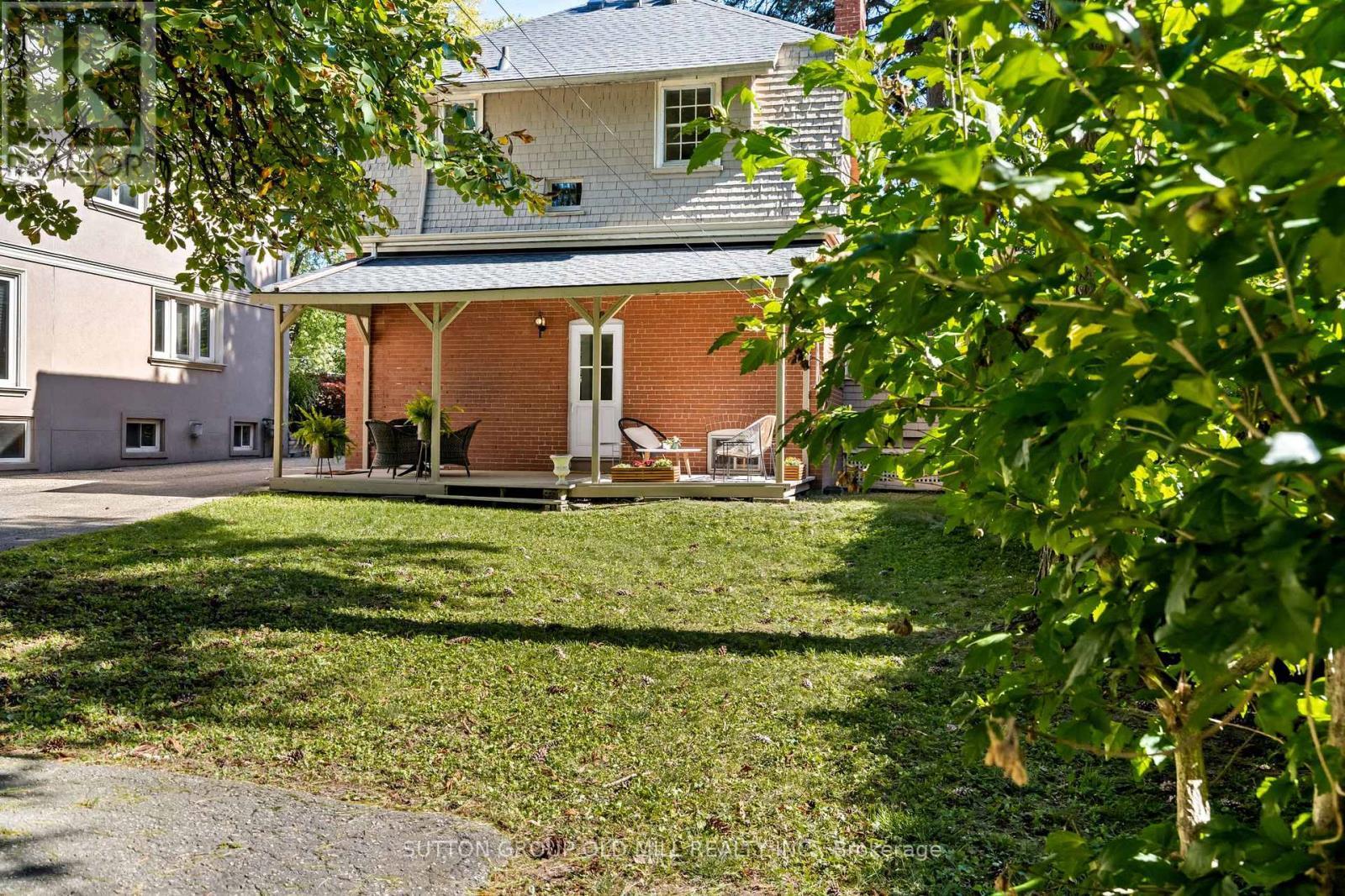 1372 Islington Avenue, Toronto, ON