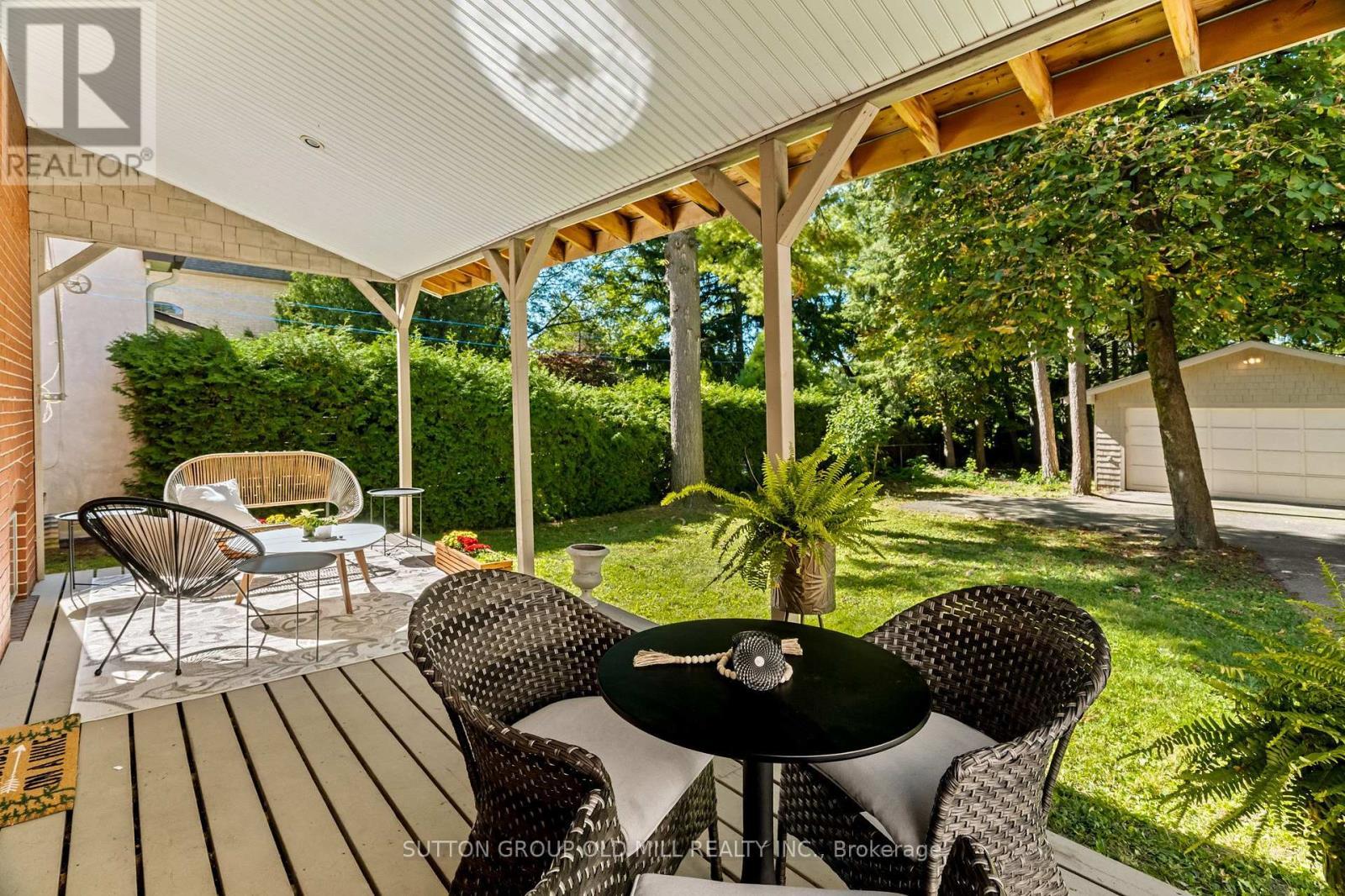 1372 Islington Avenue, Toronto, ON