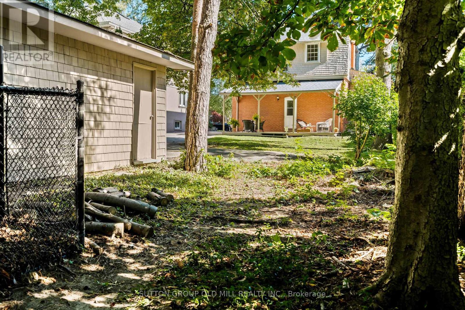 1372 Islington Avenue, Toronto, ON