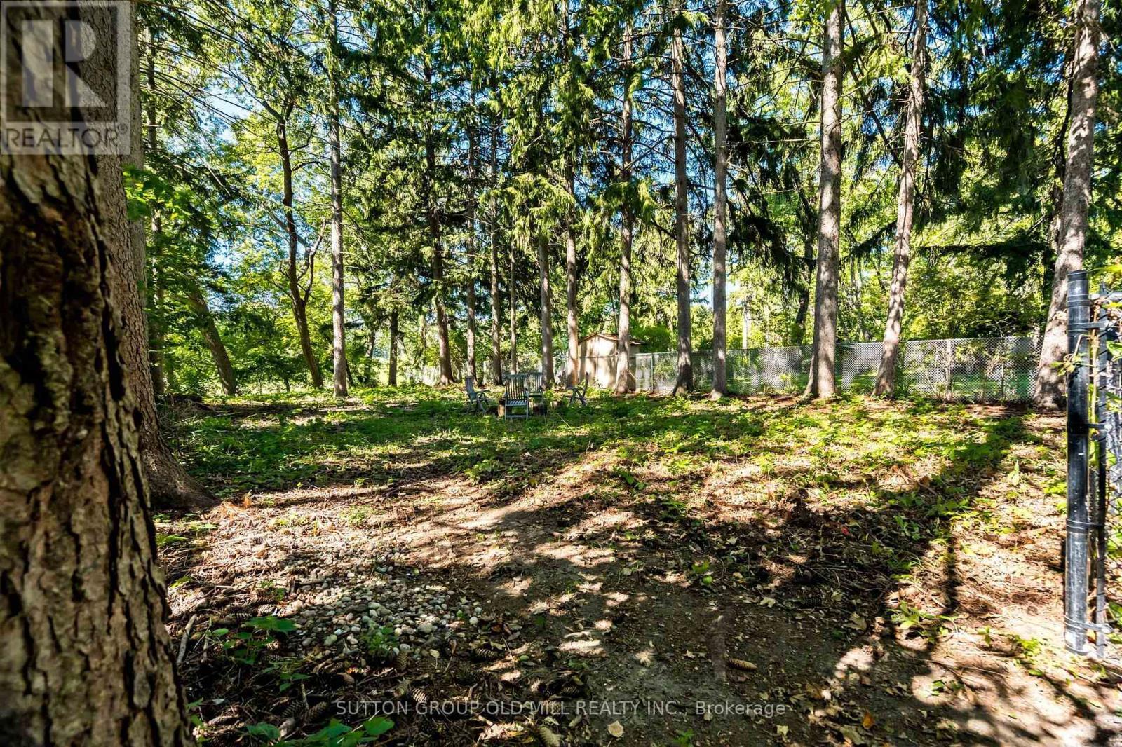 1372 Islington Avenue, Toronto, ON