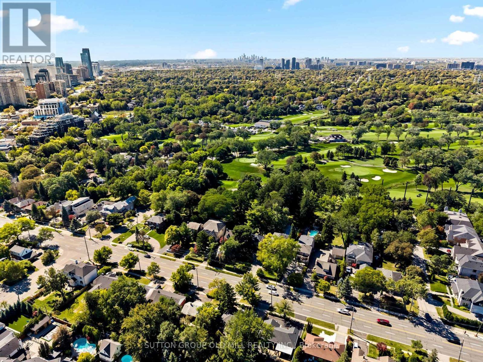 1372 Islington Avenue, Toronto, ON