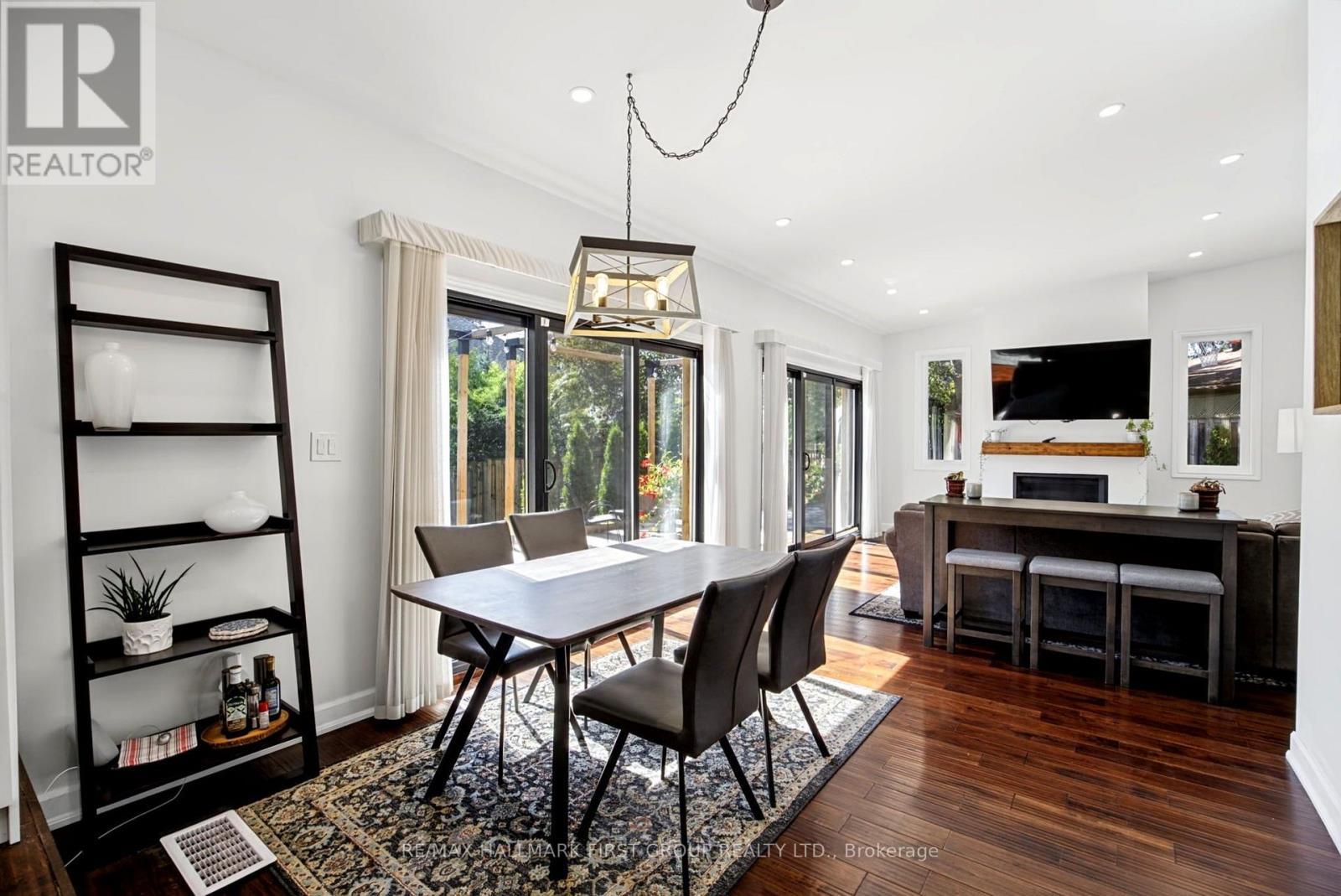 862 Boxworth Place, Pickering, ON