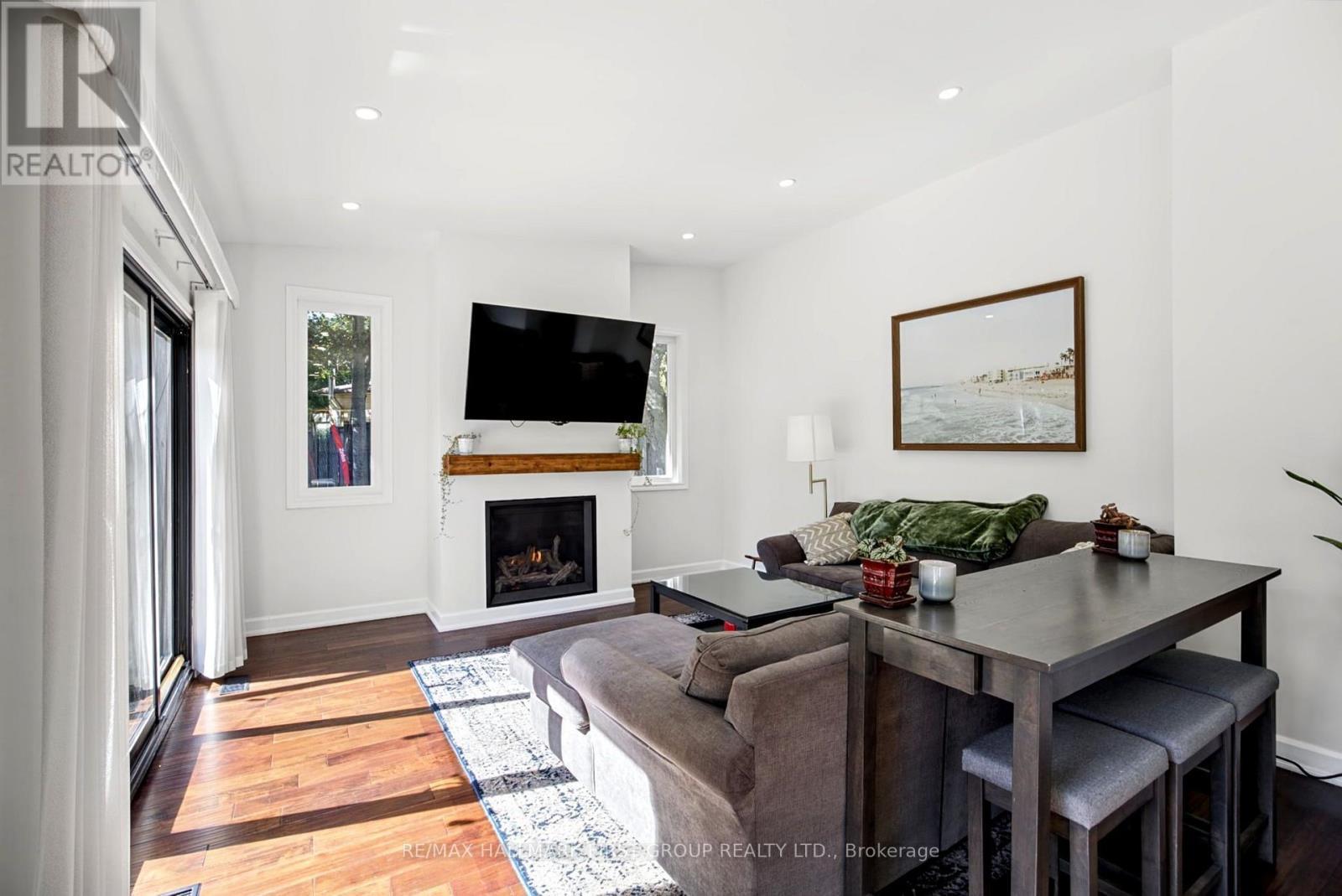862 Boxworth Place, Pickering, ON