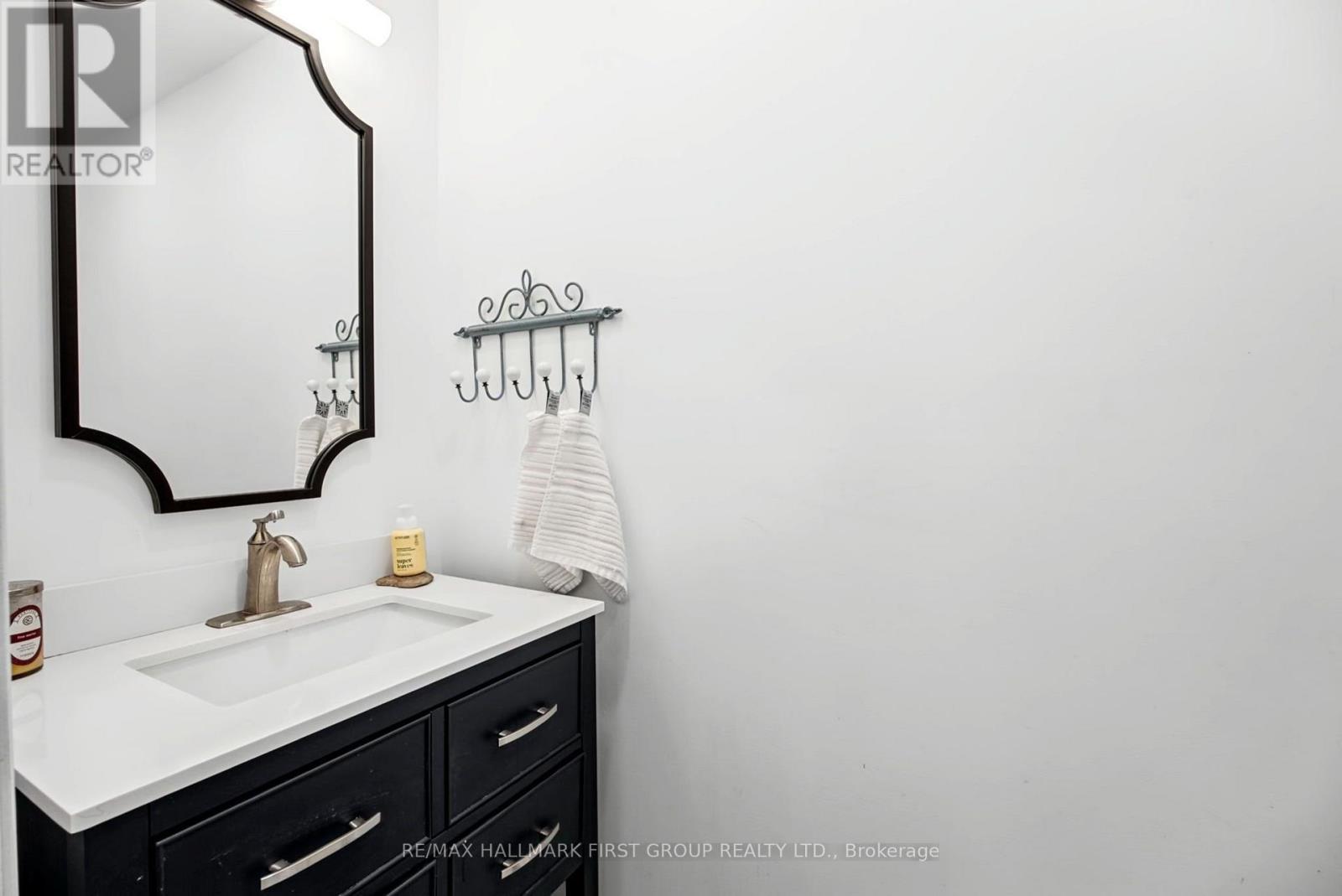 862 Boxworth Place, Pickering, ON