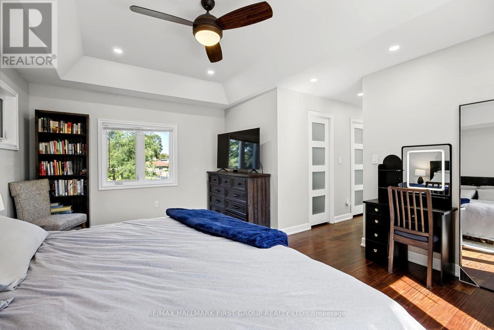 862 Boxworth Place, Pickering, ON