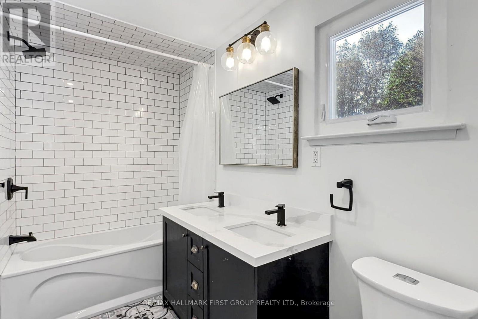 862 Boxworth Place, Pickering, ON