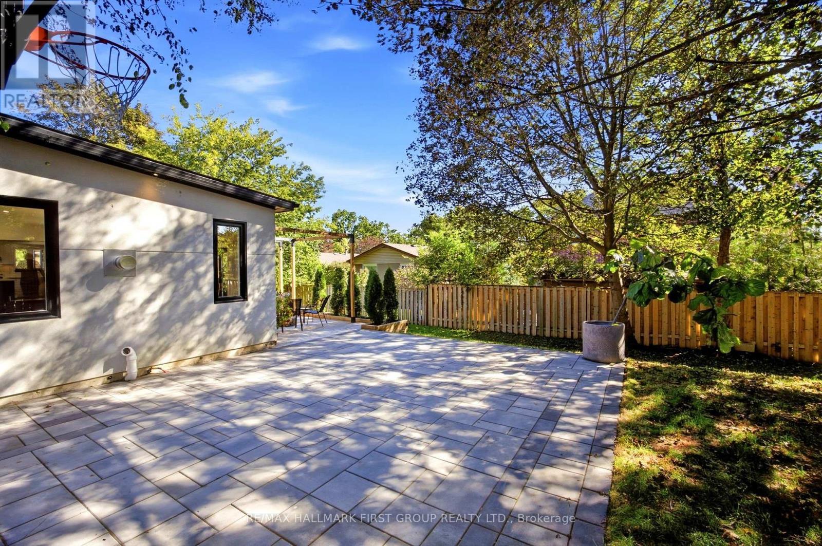 862 Boxworth Place, Pickering, ON