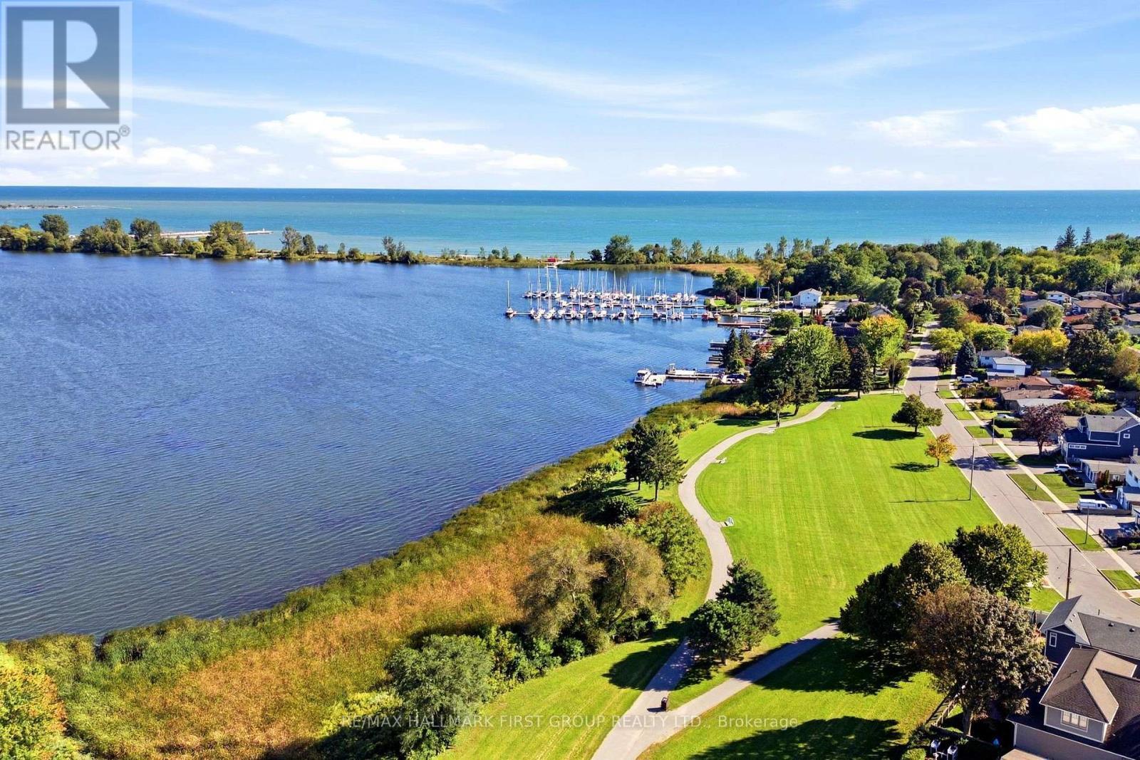 862 Boxworth Place, Pickering, ON