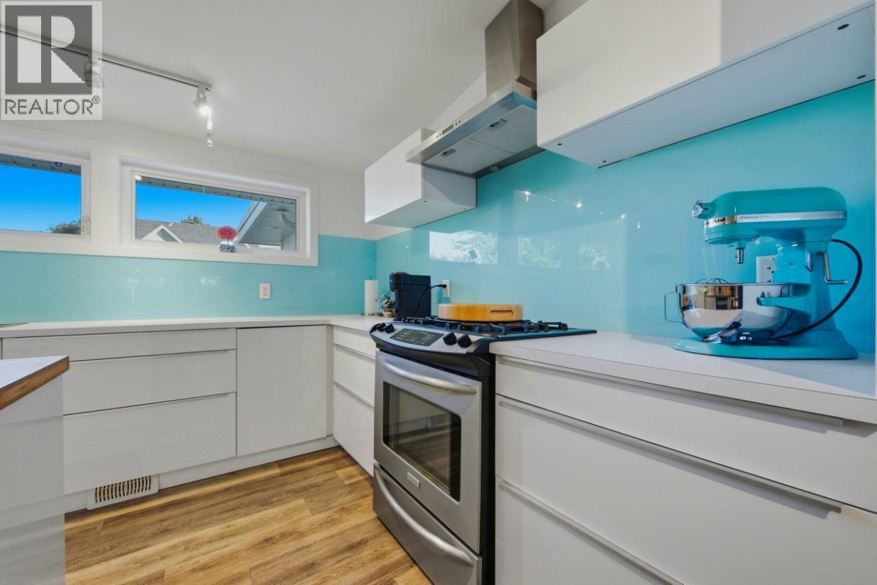 445 Sarsons Road, Kelowna, BC