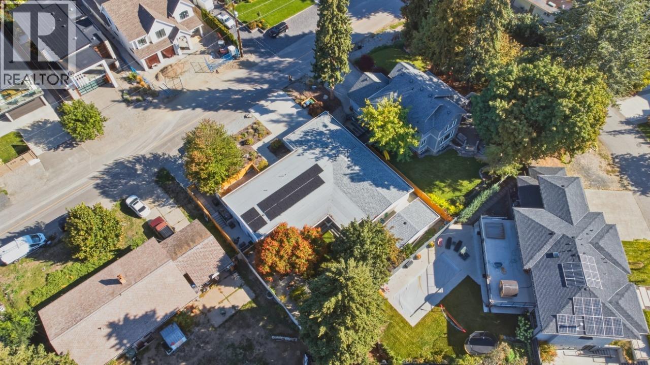 445 Sarsons Road, Kelowna, BC
