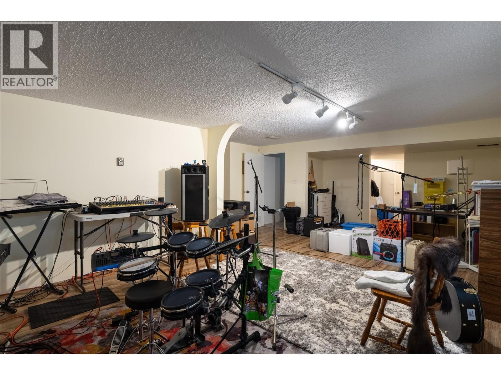 537 Robin Road, Vernon, BC