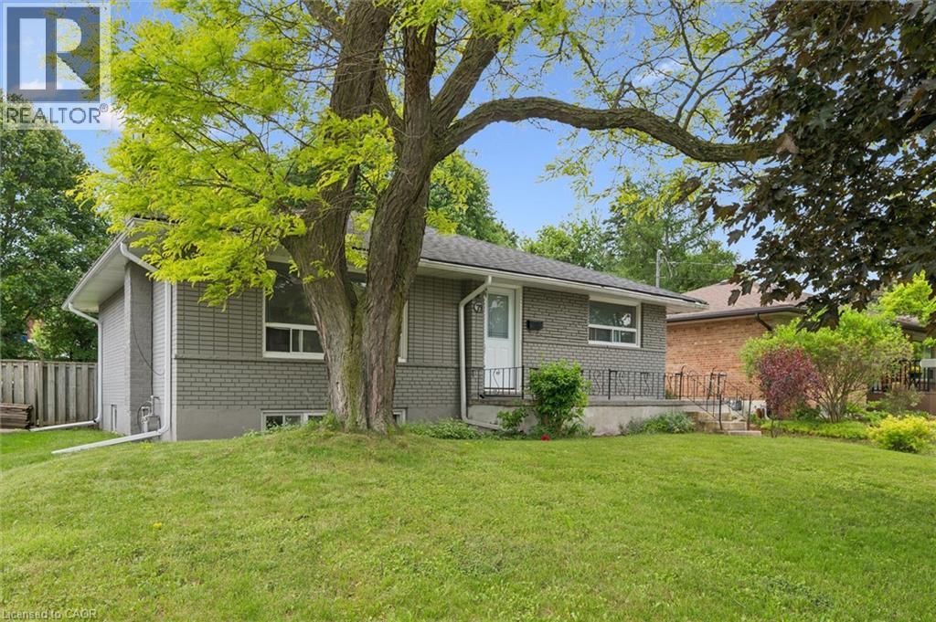 79 Dumbarton Street, Guelph, ON