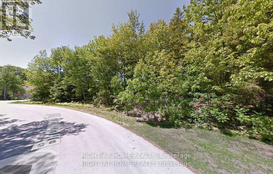 2 Birchwood Trail, Wasaga Beach, ON
