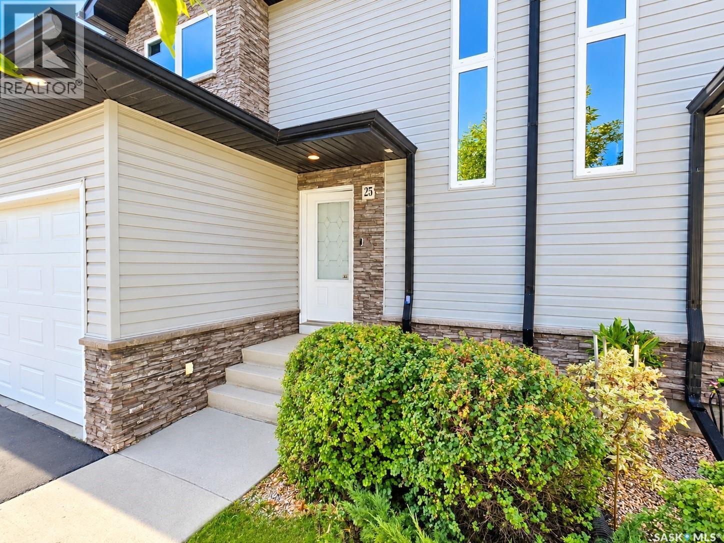 25 547 East Hampton Boulevard, Saskatoon, SK
