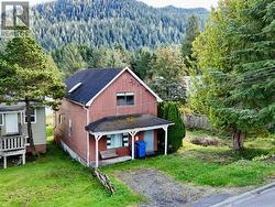 537 W 9TH AVENUE Prince Rupert, BC V8J 2S9