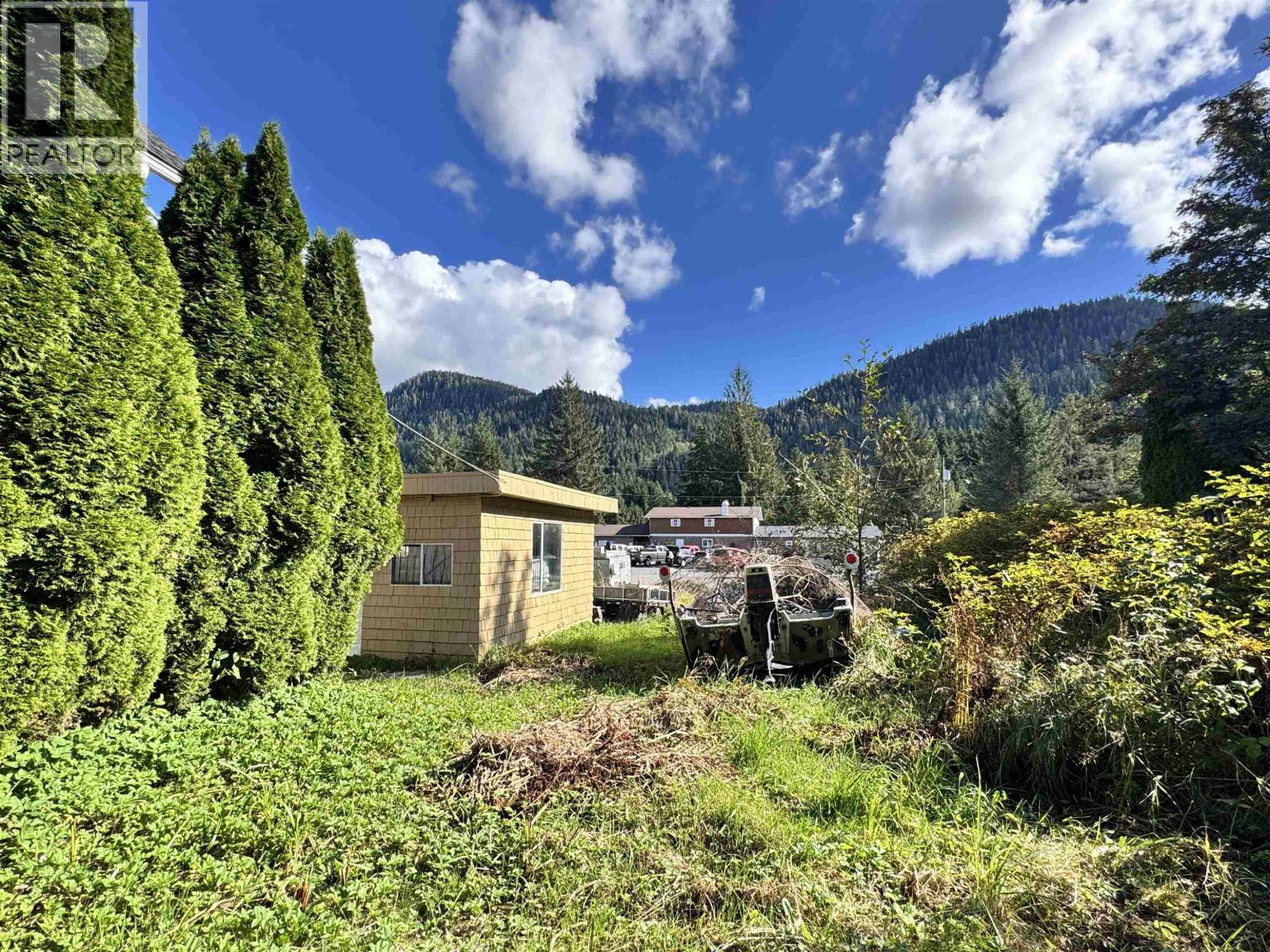 537 W 9Th Avenue, Prince Rupert, BC