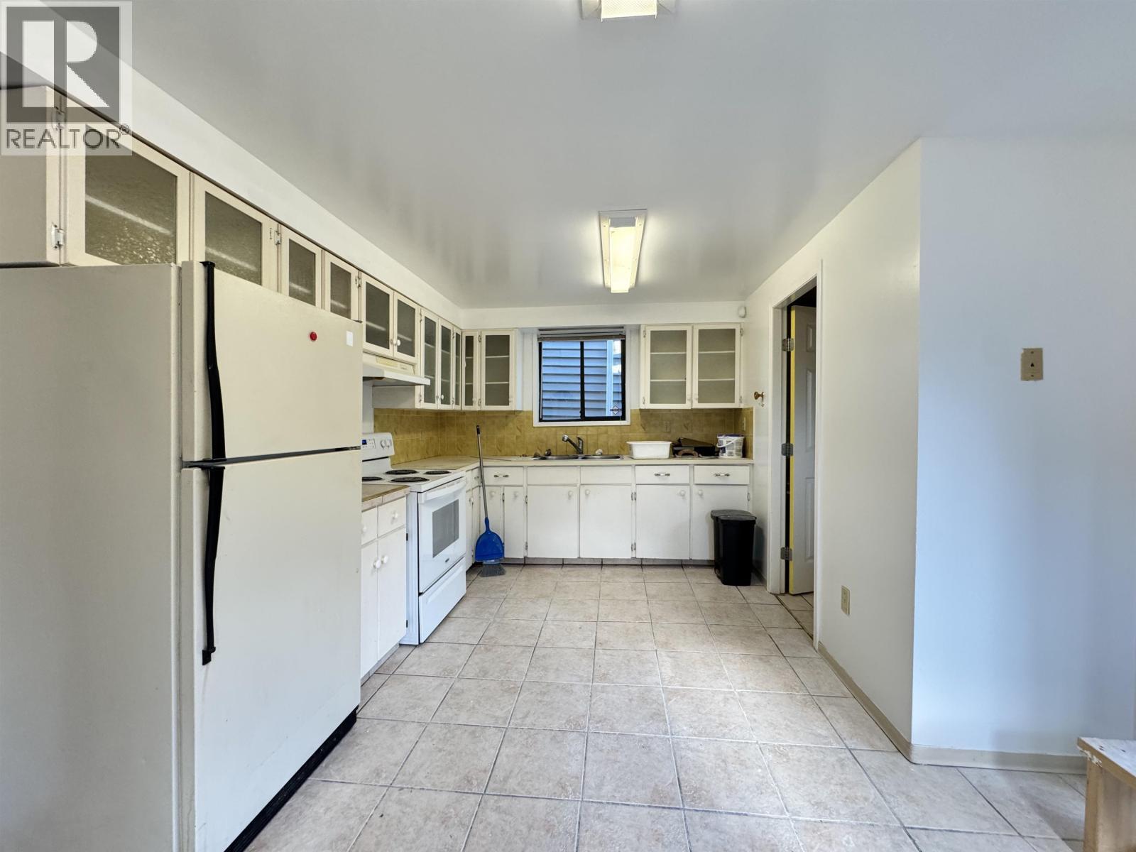 537 W 9Th Avenue, Prince Rupert, BC