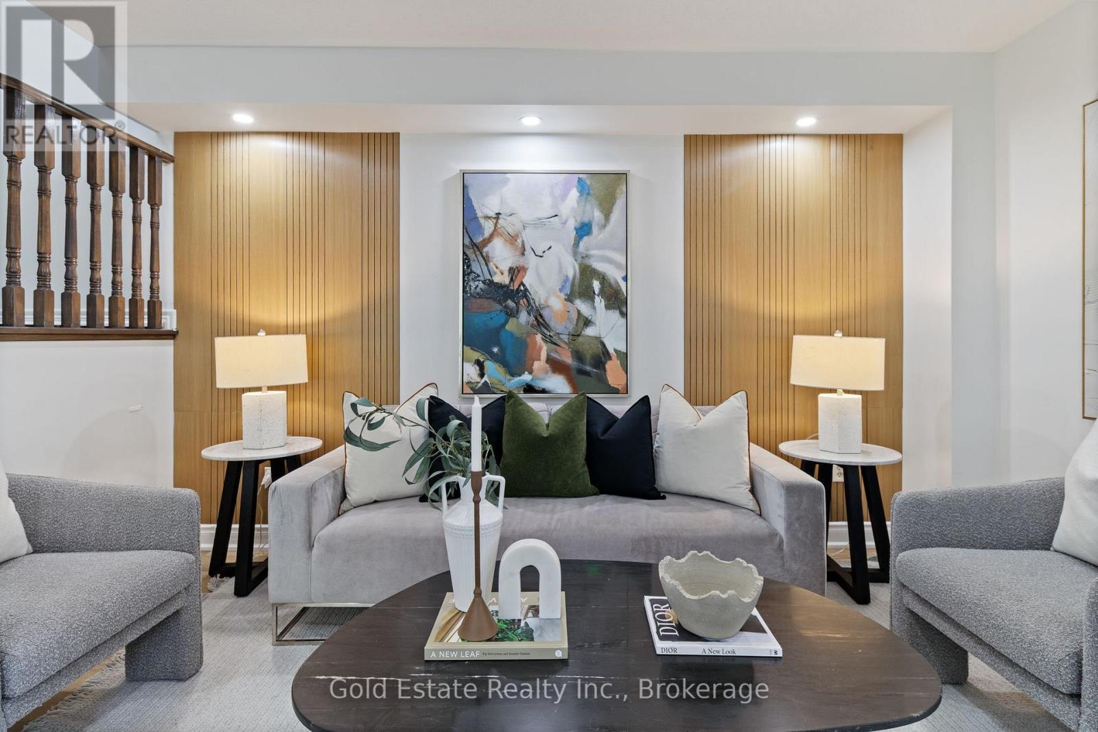 The charming living room - centre of the home - 6653 Opera Glass Crescent, Mississauga, ON