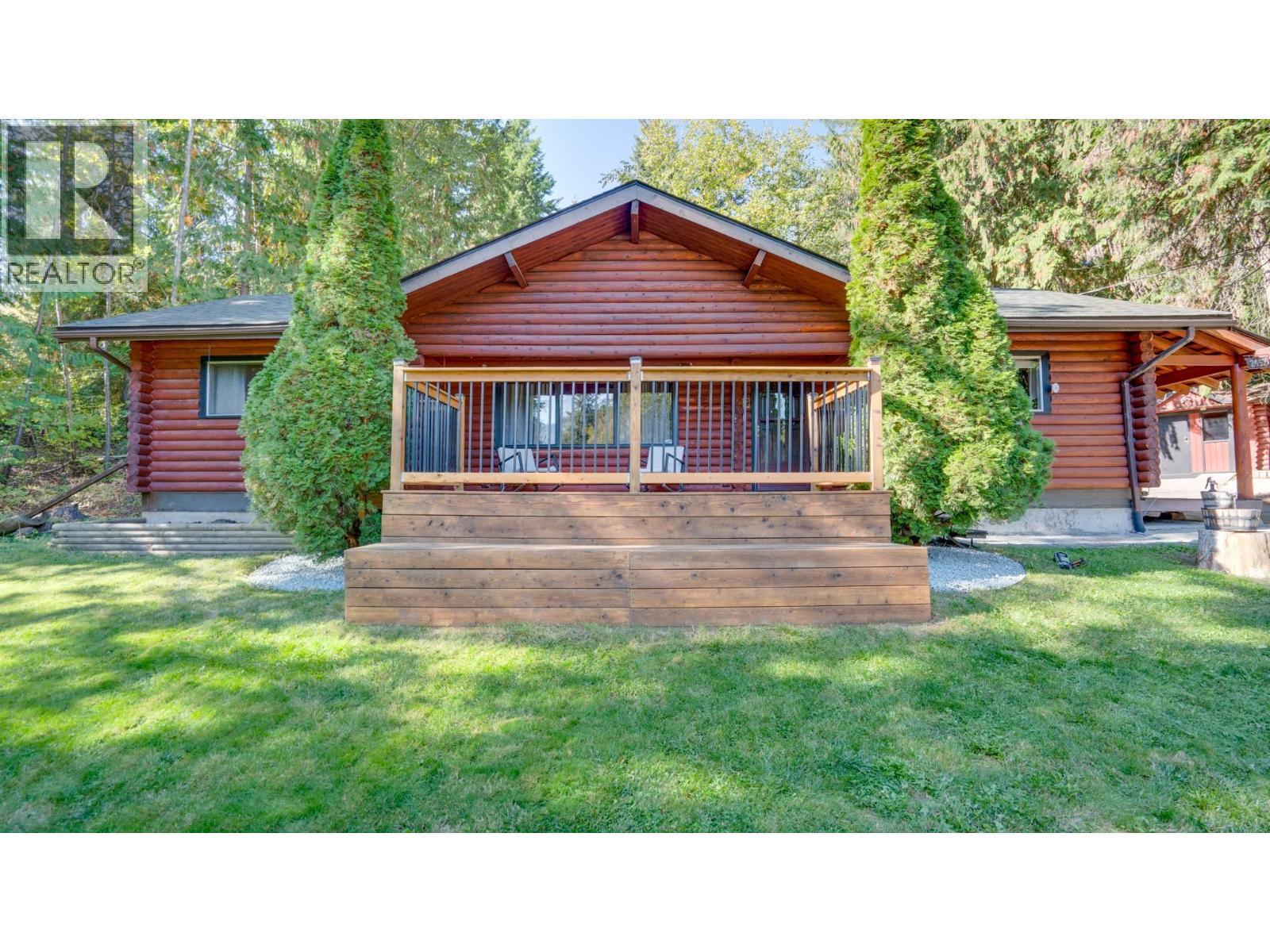 2452 Forest Drive, Blind Bay, BC