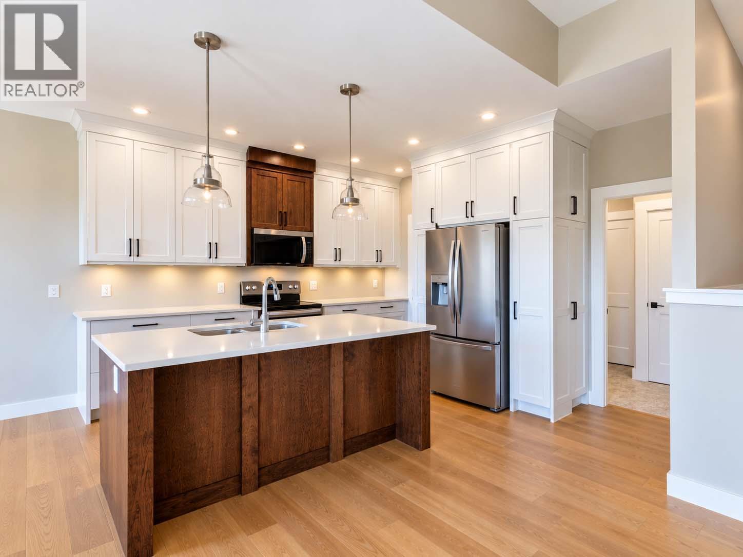 1741 9Th Street Se, Salmon Arm, BC