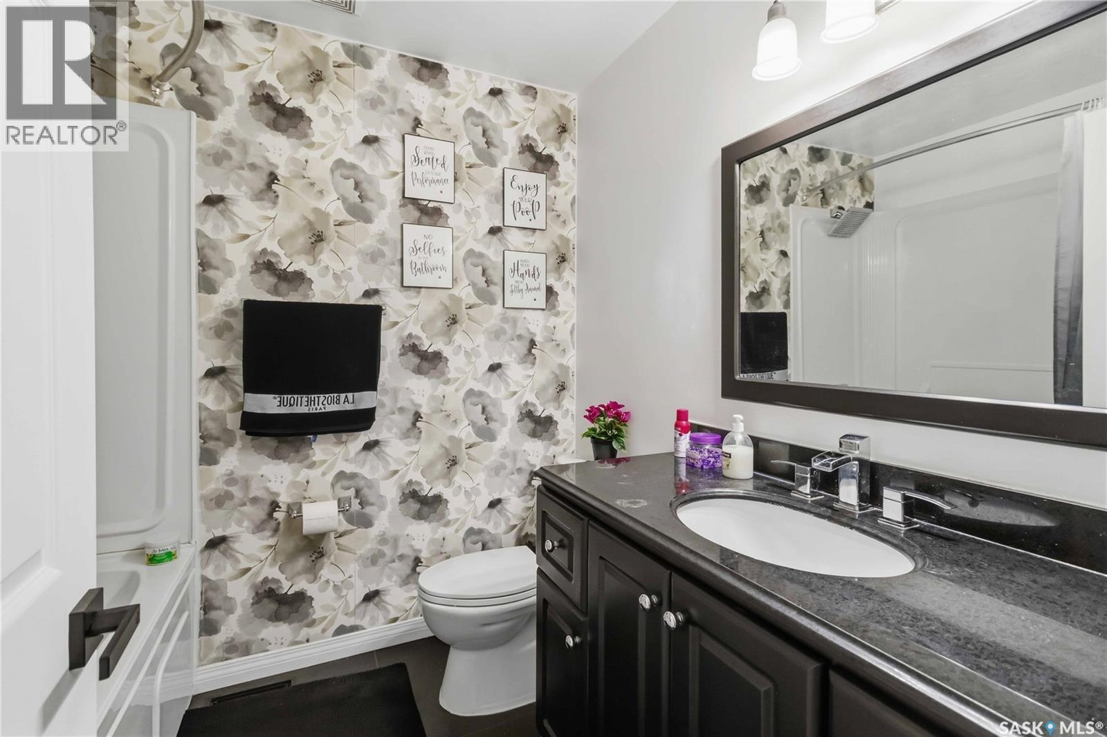 526 Tobin Crescent, Saskatoon, SK
