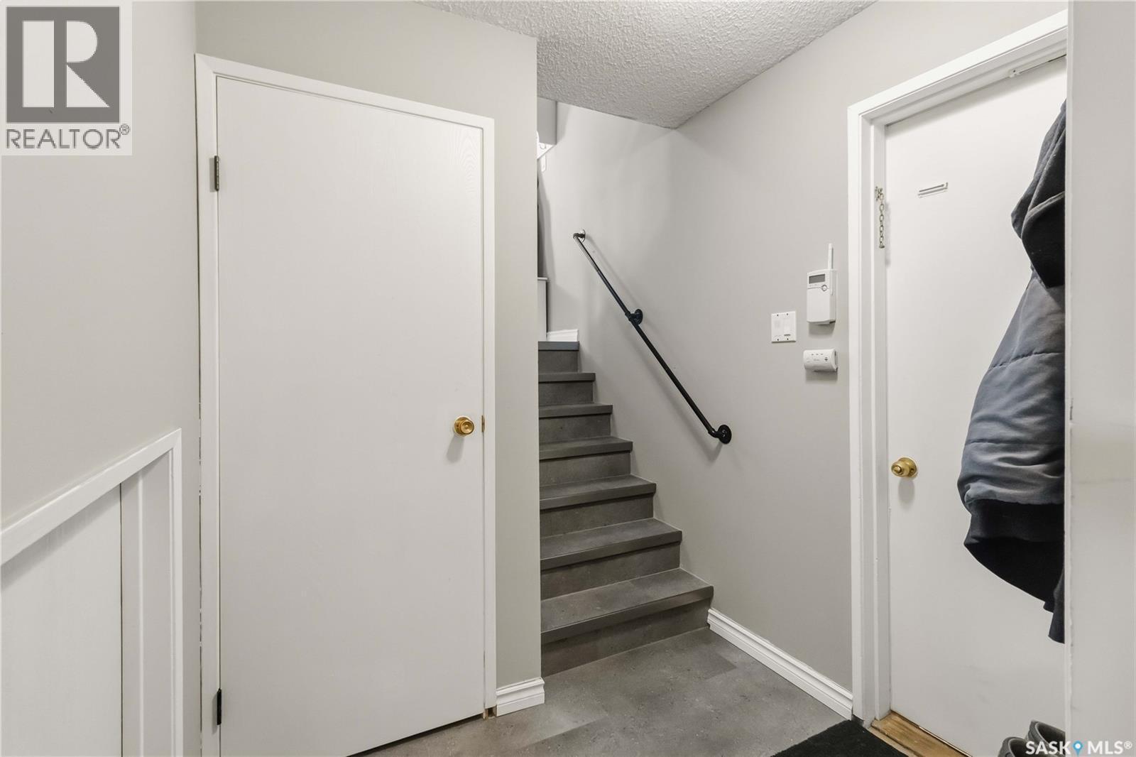 526 Tobin Crescent, Saskatoon, SK