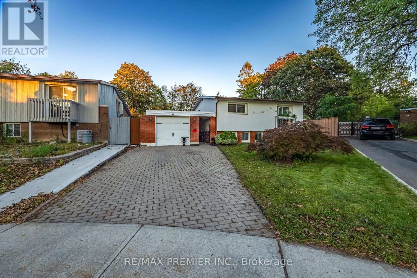 9 Adeline Court, Toronto, ON