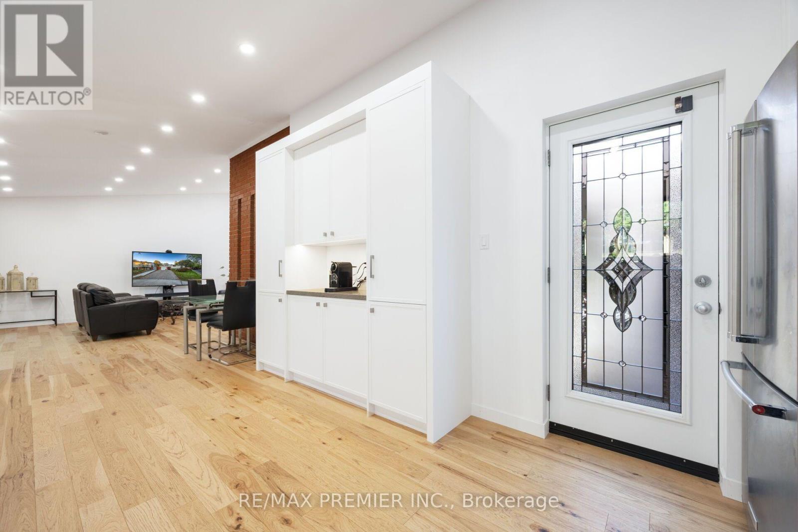 9 Adeline Court, Toronto, ON