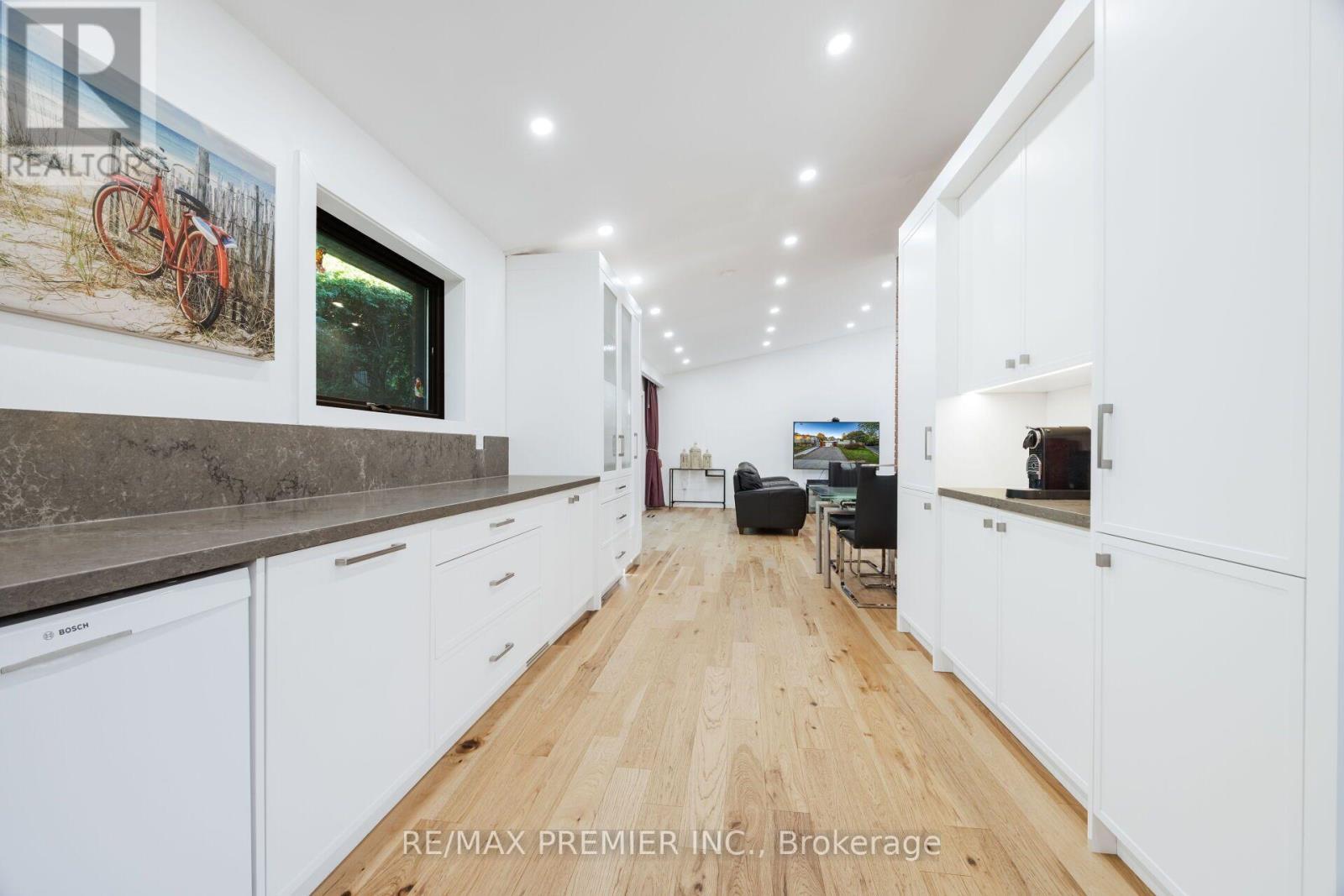 9 Adeline Court, Toronto, ON