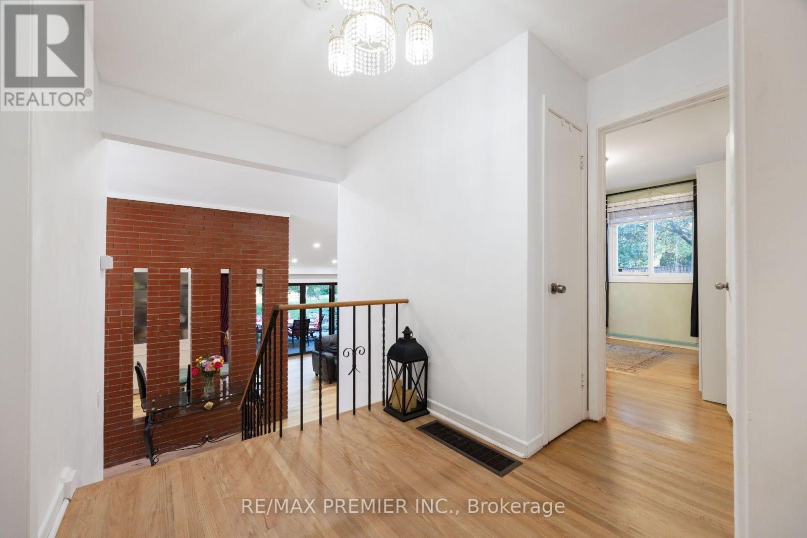 9 Adeline Court, Toronto, ON