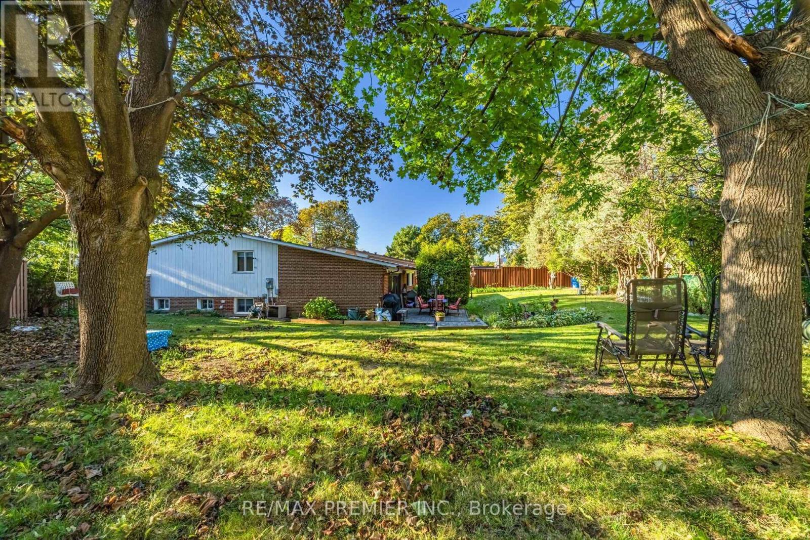 9 Adeline Court, Toronto, ON