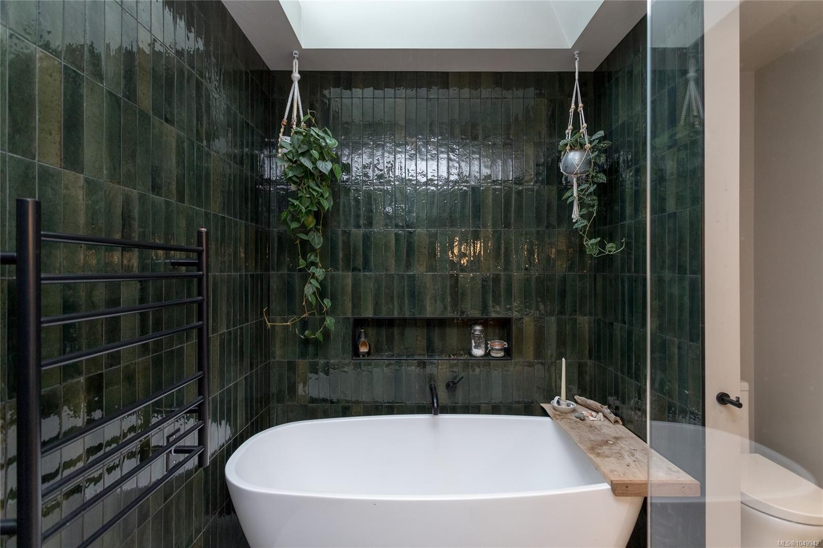 2105 Straitsview Rd, Central Saanich, BC