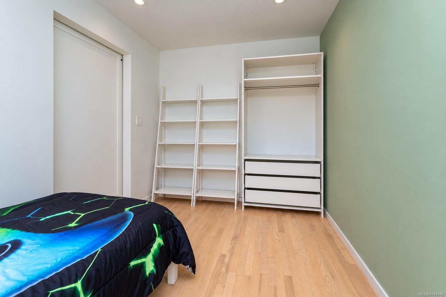 2105 Straitsview Rd, Central Saanich, BC