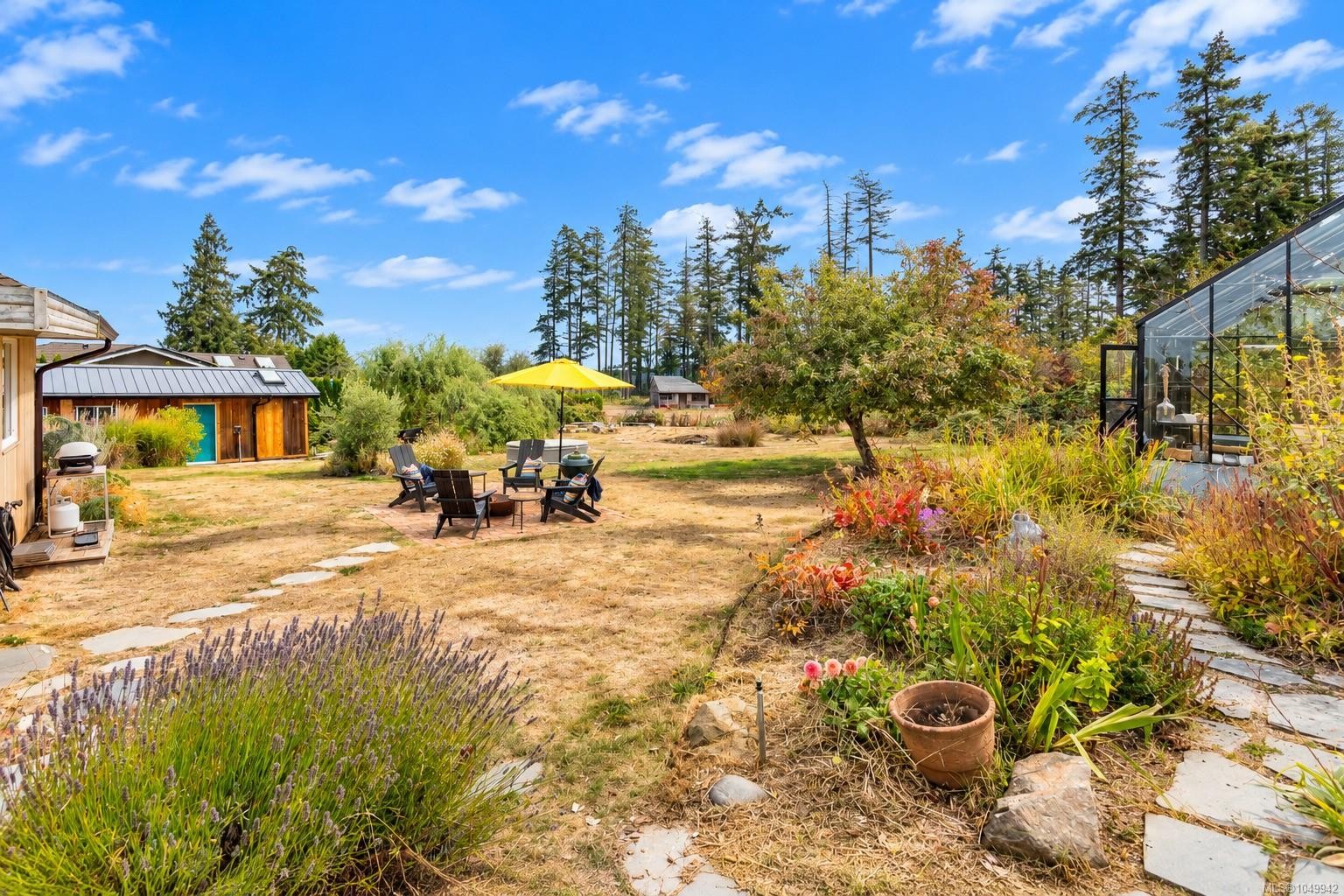 2105 Straitsview Rd, Central Saanich, BC
