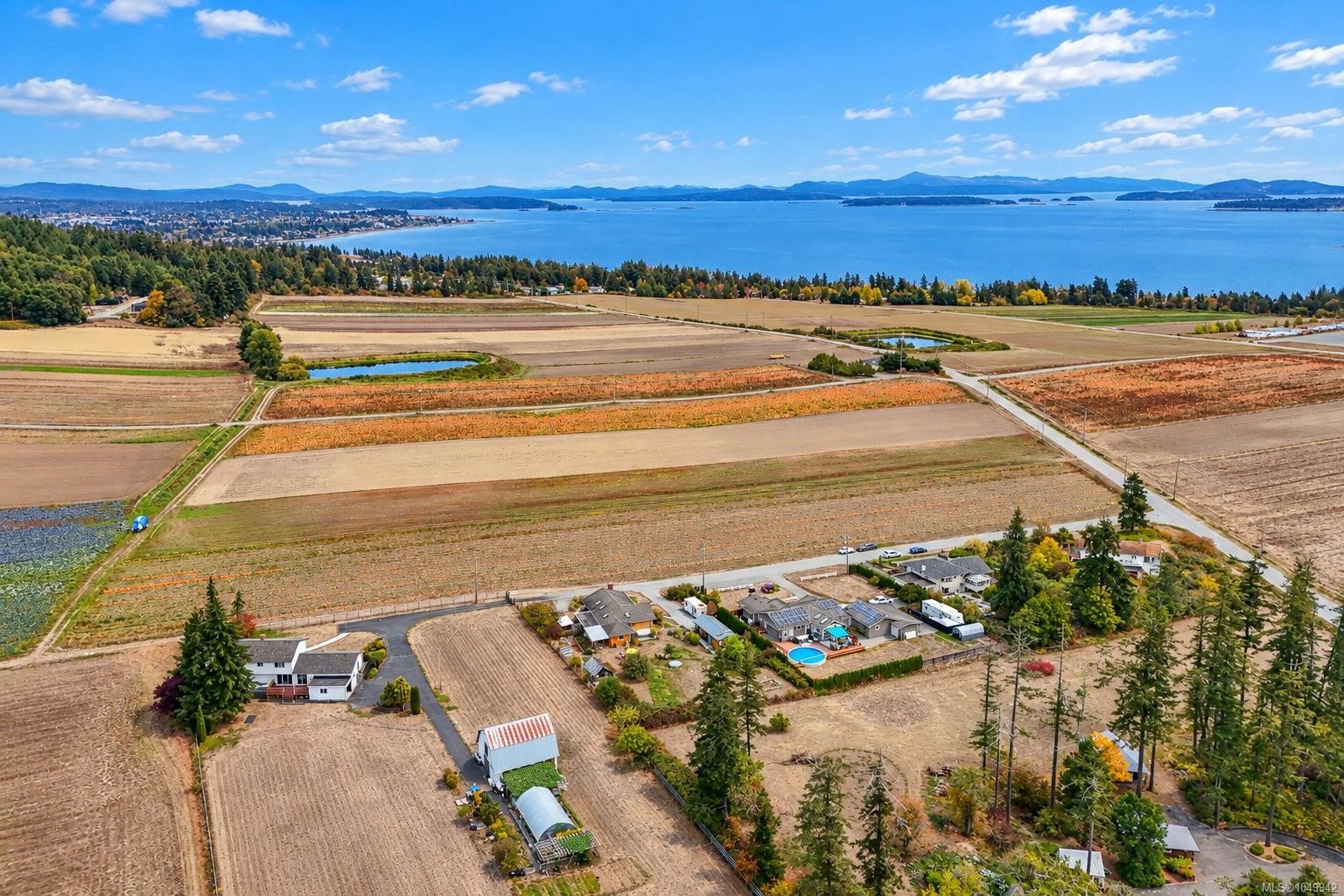2105 Straitsview Rd, Central Saanich, BC