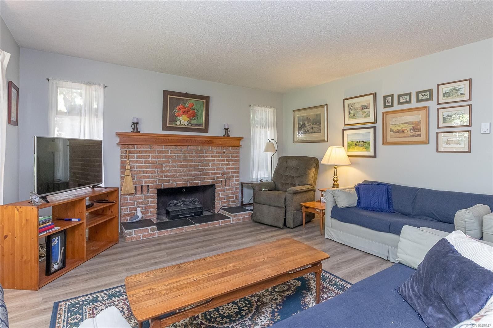 4541 Elk Lake Dr, Saanich, BC