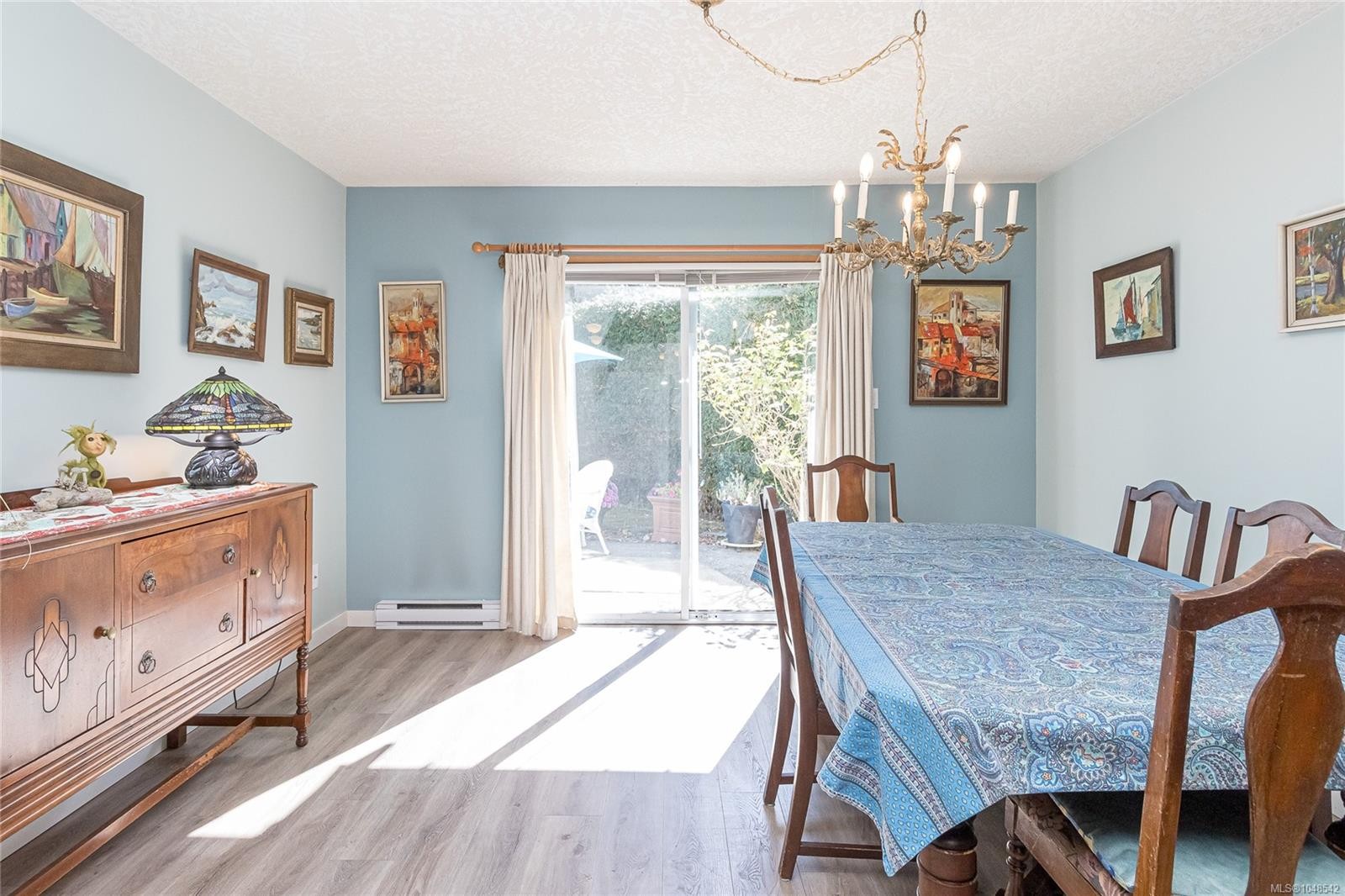 4541 Elk Lake Dr, Saanich, BC