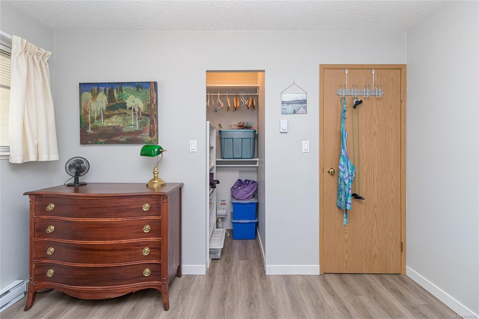 4541 Elk Lake Dr, Saanich, BC